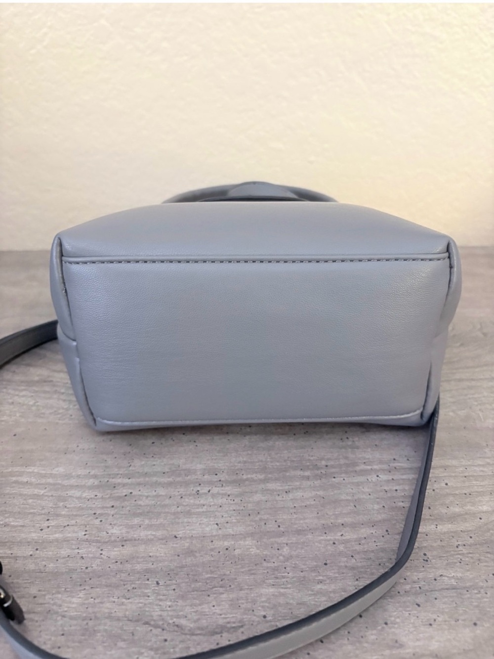Longchamp Le Pliage Xtra XS • Turtledove Grey • Crossbody + Top Handle - Picture 3 of 8